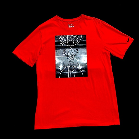 1 xersion neon tee, 1 nike tee, 1 fitted dry fit(grey) - Picture 3 of 4